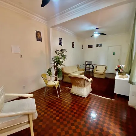 Rio Guesthouse - Um Quarteirao Da Praia De Copacabana 里约热内卢 Exterior photo