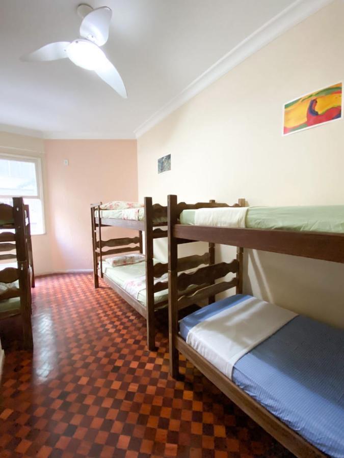 Rio - Um Quarteirao Da De Copacabana Homestay